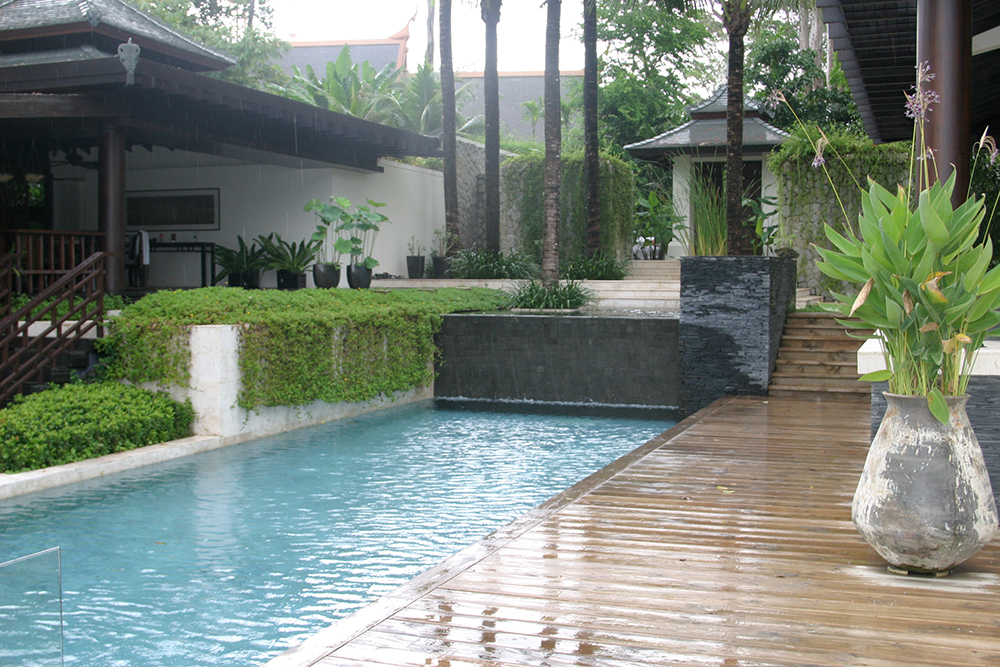 pool in the luxury villa on Pukhet